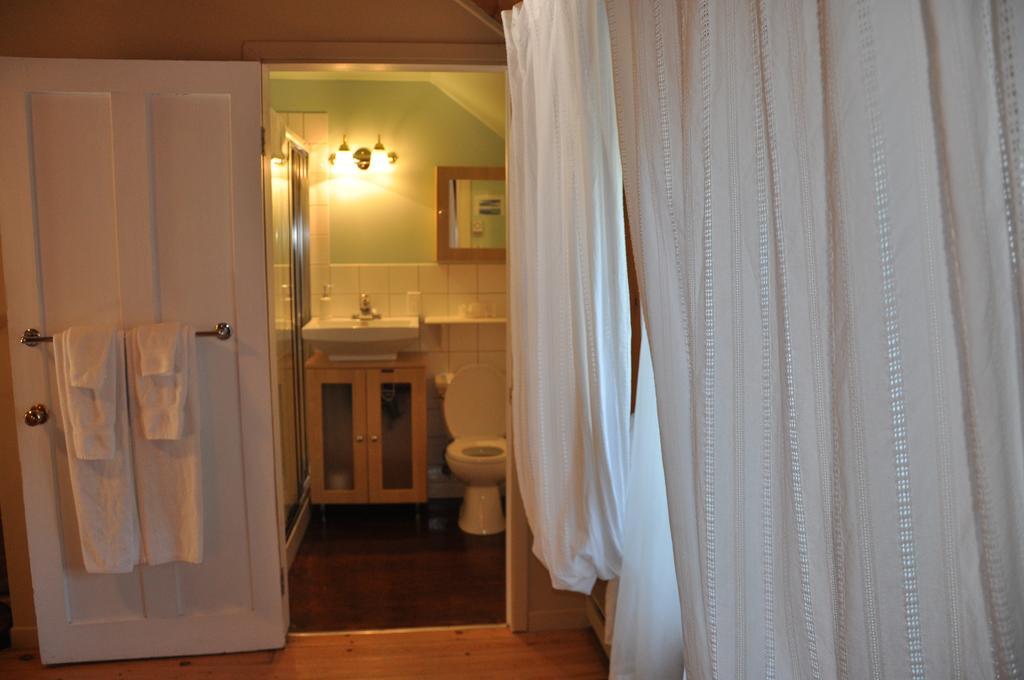 Auberge Sur La Cote Ла Мале Екстериор снимка