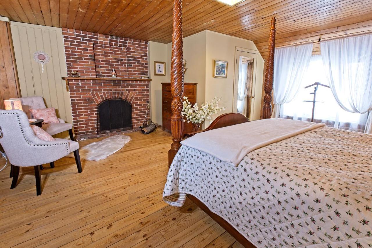 Auberge Sur La Cote Ла Мале Екстериор снимка